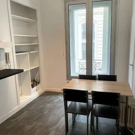85m2 Center Republique 2 Br-4p *