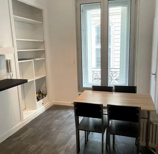 85m2 Center Republique 2 Br-4p *